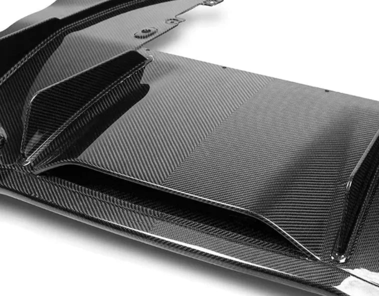 BCC Mclaren 720s Dry Carbon V Diffuser