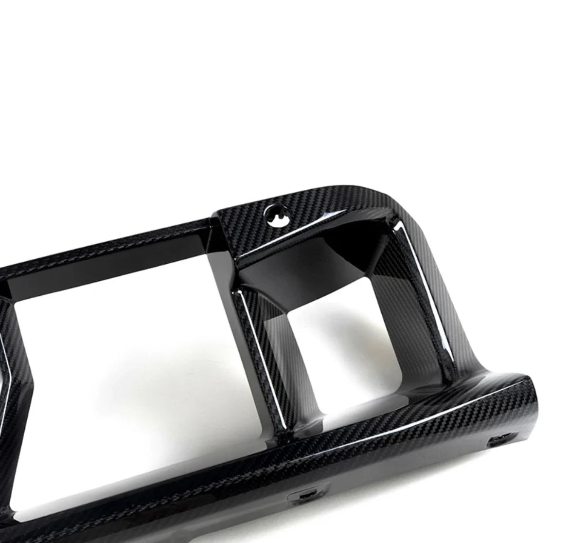 BCC G87 M2 Dry Carbon Front Lower Grille